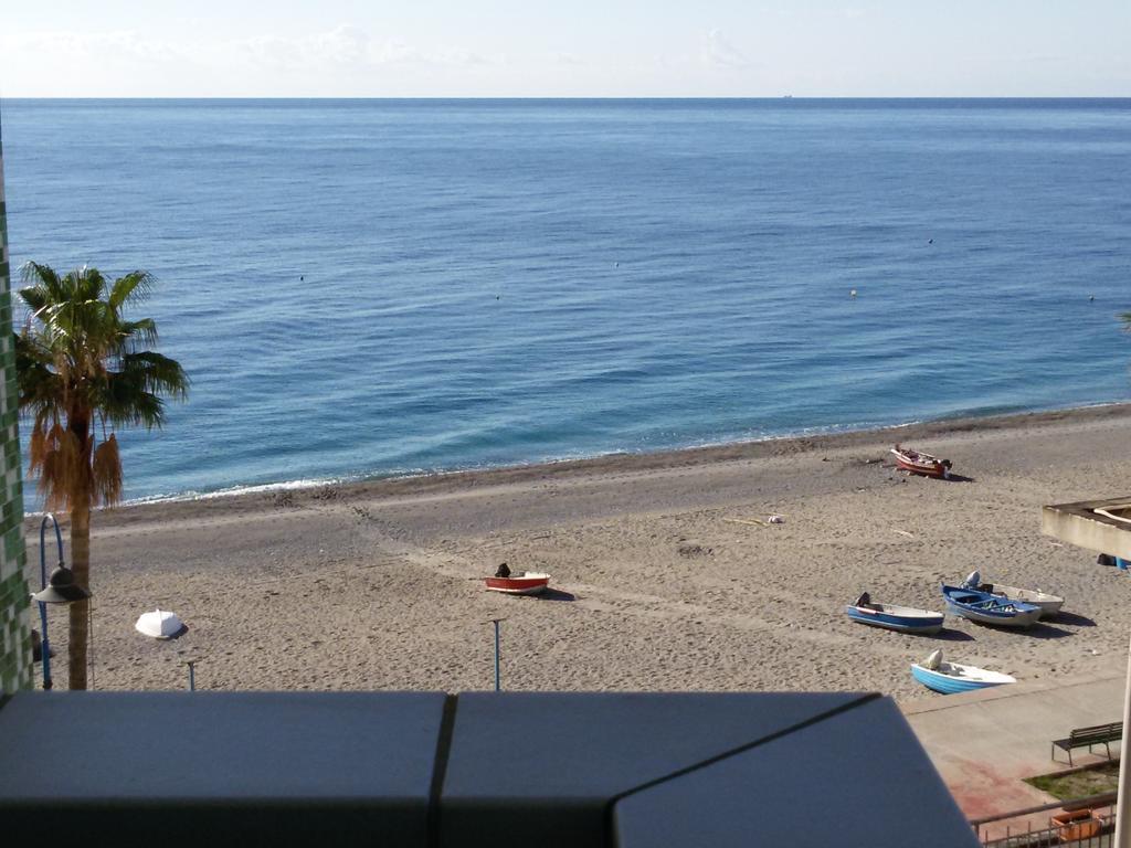 Hotel Ristorante Miramare Marina di Gioiosa Ionica Pokoj fotografie